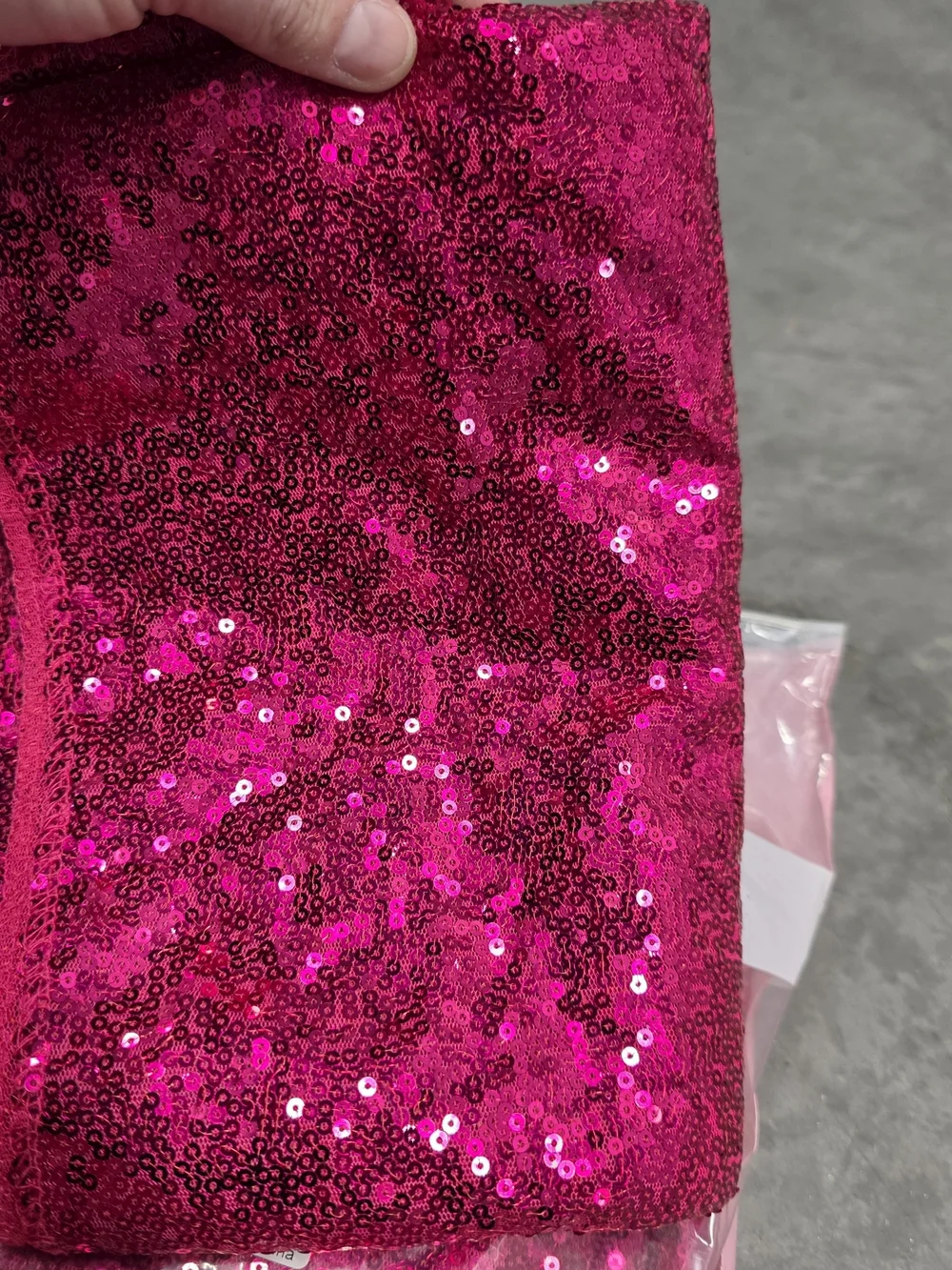Hot Pink Sequin Table Runner - 5 Count